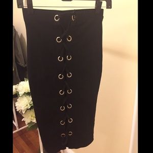 Midi black laced skirt